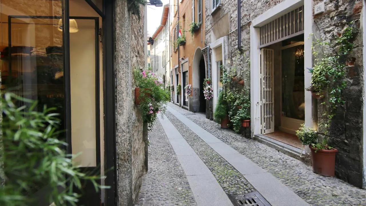 Italianway - Vitani 30 Como 0*,