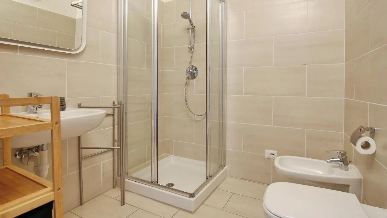 Italianway - Vitani 30 Como Apartment
